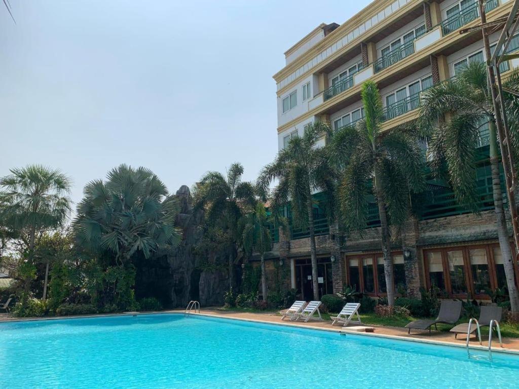 Leuxay Hotel Vientiane Eksteriør bilde